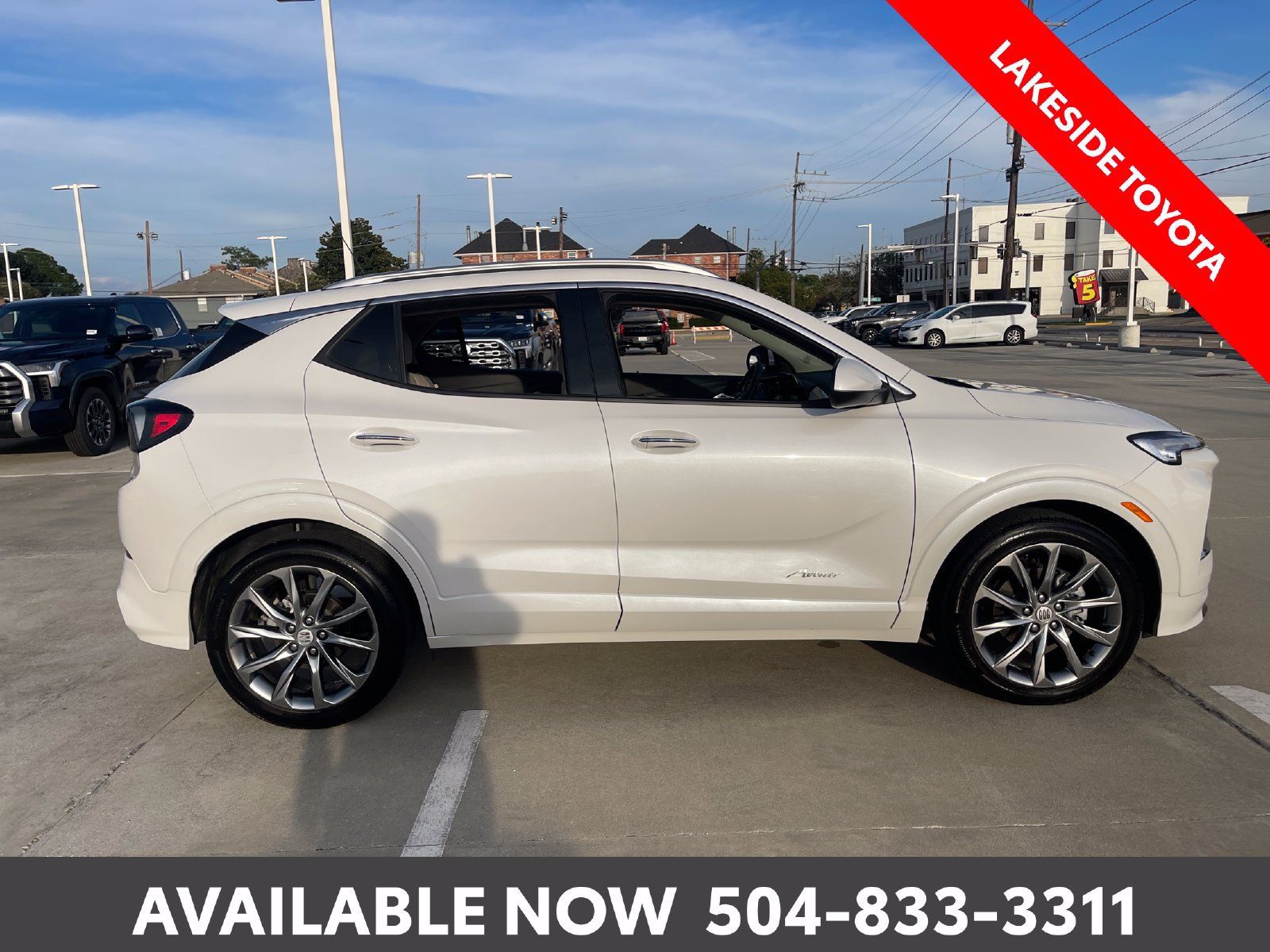 Used 2025 Buick Encore GX Avenir w/ Avenir Convenience Package FWD image 6