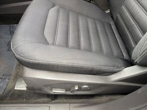 Used 2015 Ford Fusion SE image 11