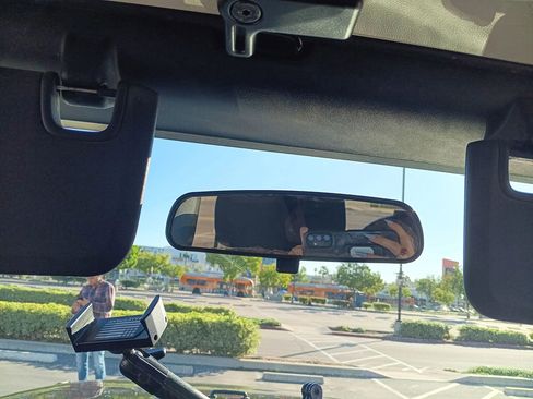 Used 2012 Jeep Wrangler Unlimited Sport image 20