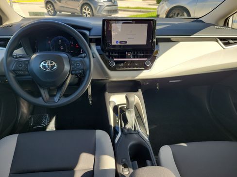 Used 2026 Toyota Corolla LE FWD image 16