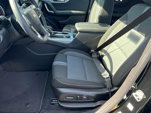 New 2026 Chevrolet Blazer LT image 13
