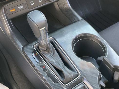 Used 2025 Honda Civic Sport image 35