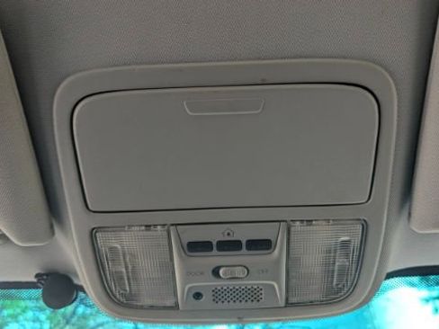 Used 2004 Honda Accord EX image 35