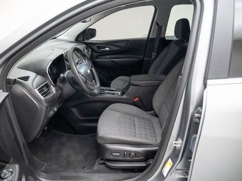 Used 2023 Chevrolet Equinox LT image 23