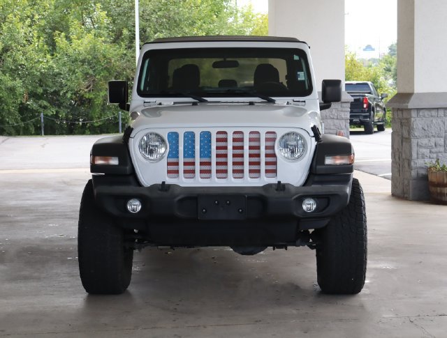 Used 2021 Jeep Gladiator Sport w/ Trailer Tow Package AWD/4WD image 9