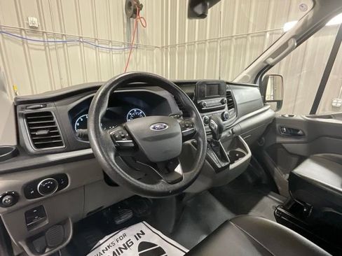 Used 2023 Ford Transit 250 Base image 9
