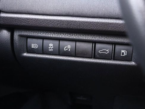 Used 2025 Toyota Camry LE image 20