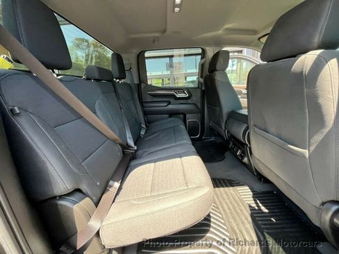 Used 2023 GMC Sierra 1500 SLE w/ Max Trailering Package image 15