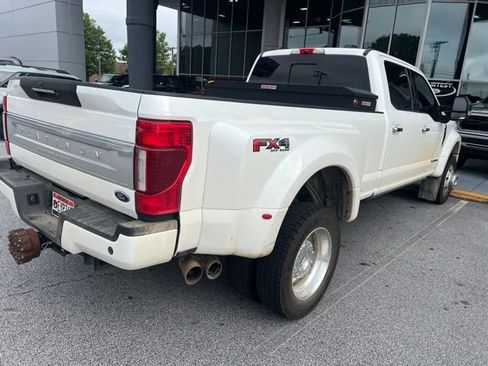 Used 2021 Ford F450 Platinum w/ FX4 Off-Road Package AWD/4WD image 3
