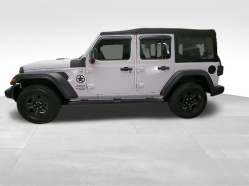 Used 2019 Jeep Wrangler Unlimited Sport AWD/4WD image 1