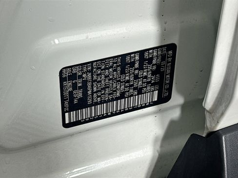 Used 2023 Nissan Rogue SV image 12