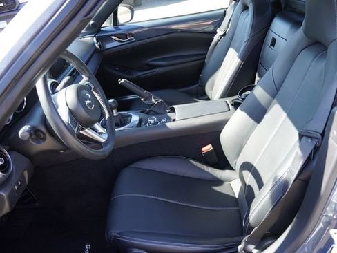 Used 2021 MAZDA MX-5 Miata RF Grand Touring RWD image 4