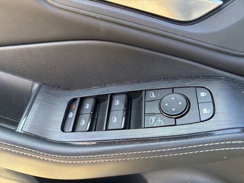 Used 2024 Nissan Rogue SV w/ SV Premium Package AWD/4WD image 19