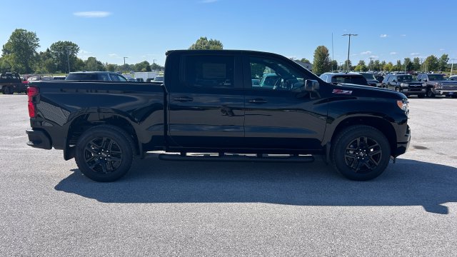 New 2026 Chevrolet Silverado 1500 RST w/ Z71 Off-Road Package AWD/4WD image 2