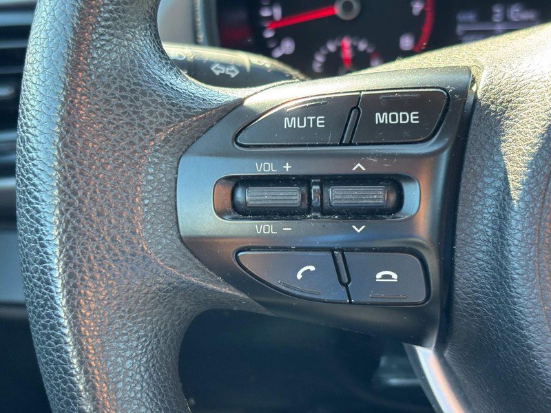 Used 2018 Kia Rio S FWD image 19