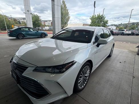 Certified 2021 Toyota Avalon Limited w/ Advanced Safety Package FWD image 1