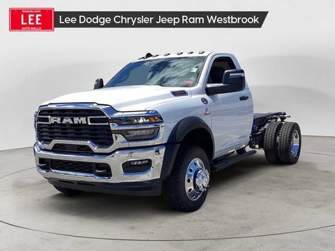 New 2026 RAM 5500 Tradesman w/ Chrome Appearance Group AWD/4WD image 1