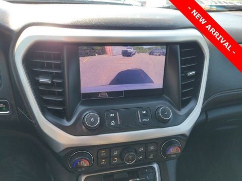 Used 2020 GMC Acadia SLE w/ Driver Convenience Package FWD image 10
