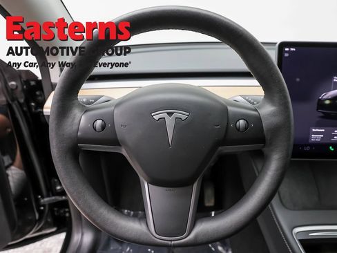 Used 2023 Tesla Model Y Long Range AWD/4WD image 10