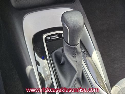 Used 2026 Toyota Corolla SE FWD image 25