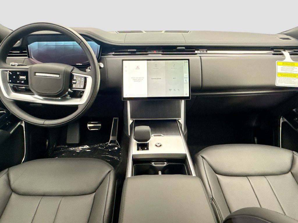New 2026 Land Rover Range Rover Long Wheelbase SE AWD/4WD image 13