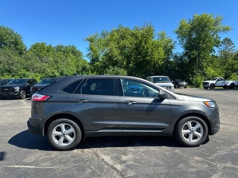Used 2019 Ford Edge SE AWD/4WD image 6