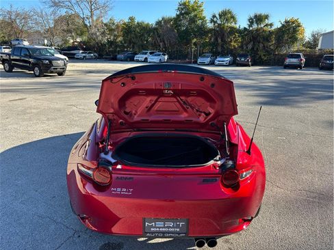 Used 2017 MAZDA MX-5 Miata RF Club image 34
