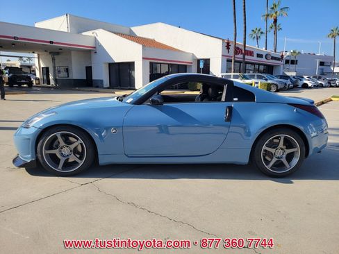 Used 2006 Nissan 350Z Touring w/ (K96) Aerodynamics Pkg image 7