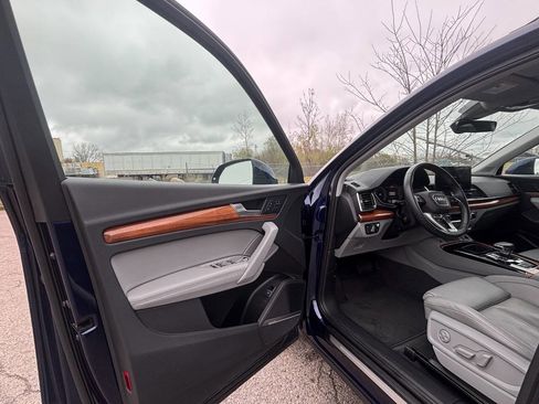 Used 2021 Audi Q5 Prestige AWD/4WD image 4