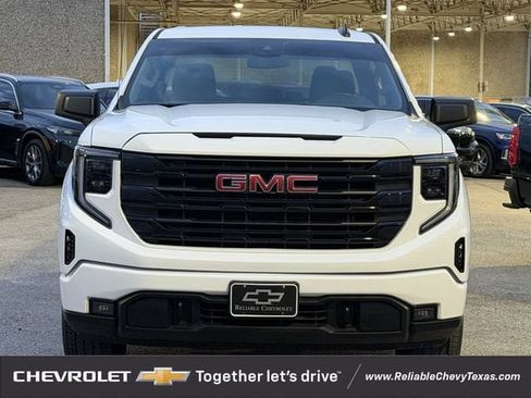 Used 2023 GMC Sierra 1500 Elevation AWD/4WD image 3