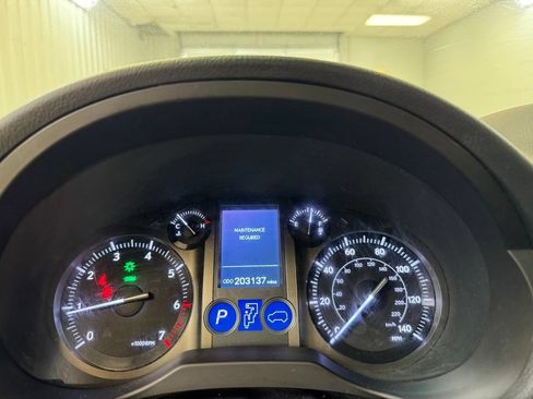 Used 2017 Lexus GX 460 Premium w/ Premium Package AWD/4WD image 36
