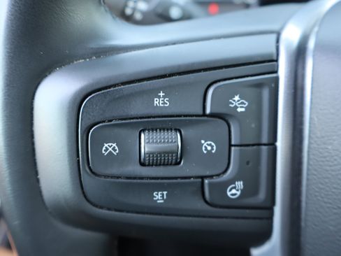 Used 2025 GMC Sierra 1500 SLT AWD/4WD image 21