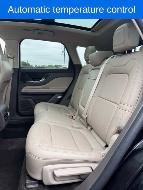 Certified 2022 Lincoln Corsair AWD w/ Premium Package image 27