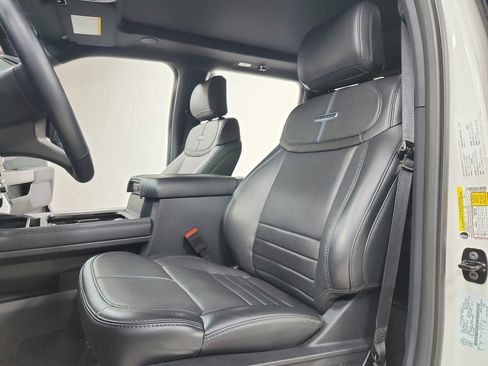 Used 2026 Ford F250 Platinum AWD/4WD image 19