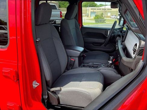 Used 2025 Jeep Wrangler Unlimited Sport S 4xe AWD/4WD image 30