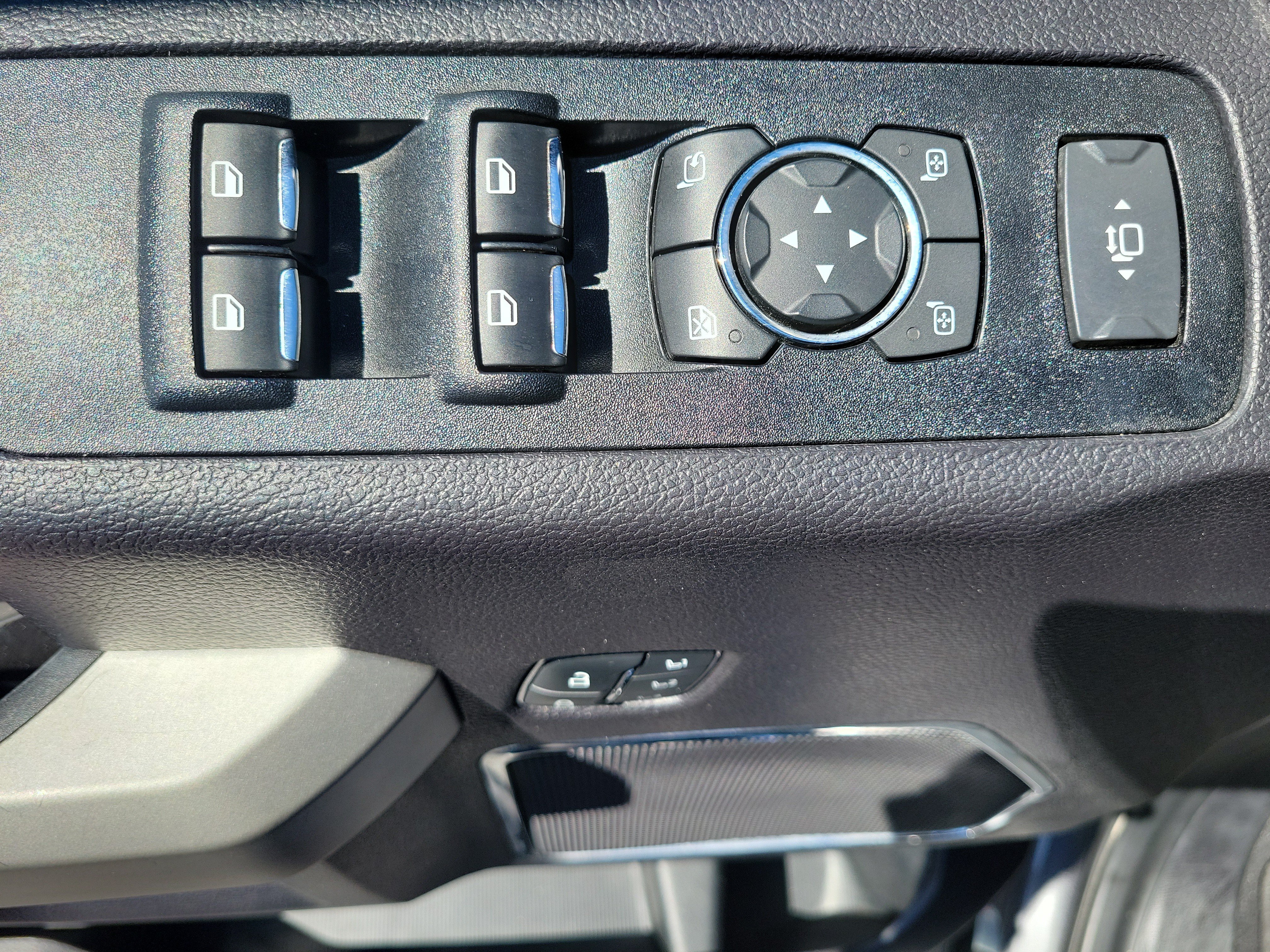 Used 2021 Ford F250 Lariat AWD/4WD image 22