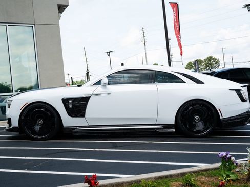 Used 2024 Rolls-Royce Spectre w/ Spectre Launch Package AWD/4WD image 29