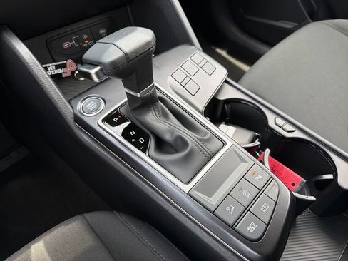 New 2026 Kia Sportage LX FWD image 15