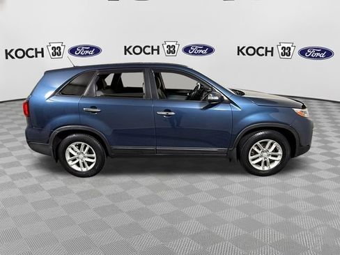 Used 2014 Kia Sorento LX FWD image 9