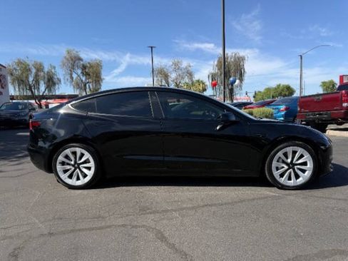 Used 2023 Tesla Model 3 Standard Range RWD image 2