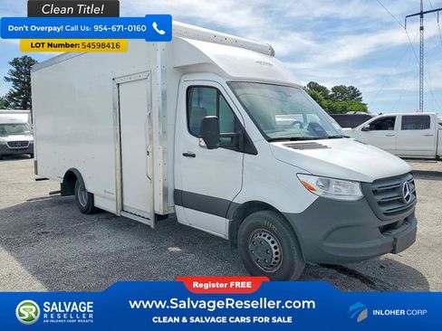 Used 2025 Mercedes-Benz Sprinter 3500 image 5