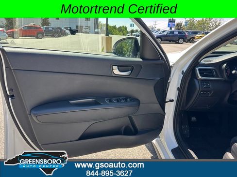 Used 2019 Kia Optima S FWD image 13