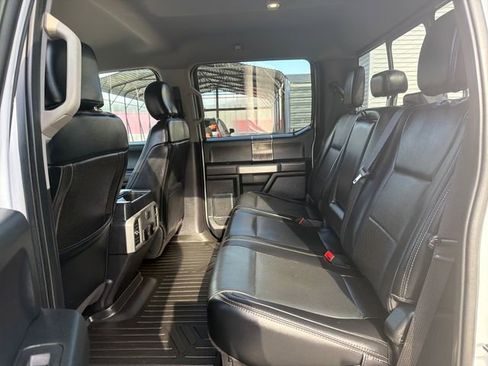 Used 2019 Ford F250 Lariat w/ Lariat Ultimate Package AWD/4WD image 27