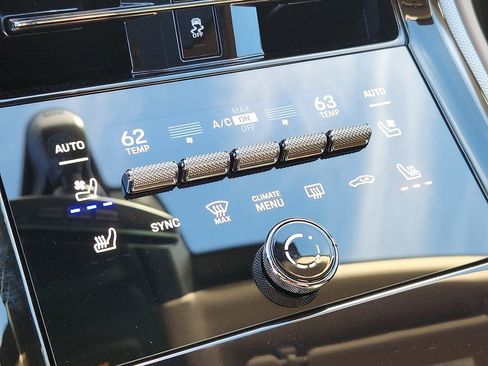 New 2026 Porsche Panamera 4 image 14