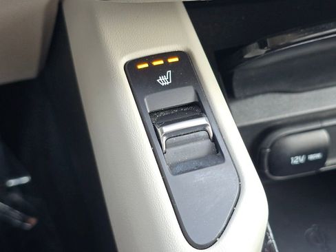 Used 2024 Kia Telluride S w/ S Sunroof Package FWD image 21