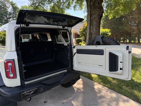 Used 2025 Ford Bronco Badlands AWD/4WD image 58