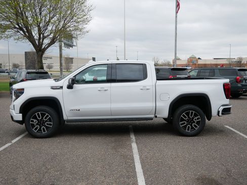 New 2026 GMC Sierra 1500 AT4 AWD/4WD image 4