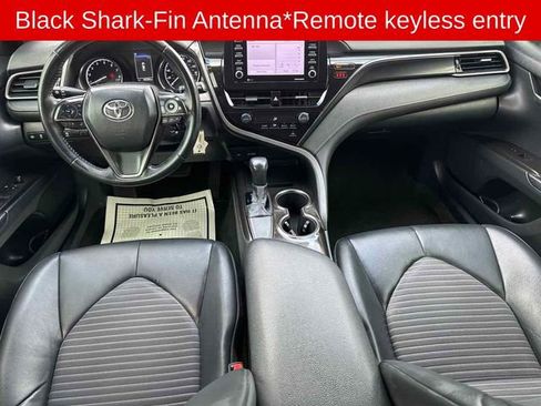 Used 2021 Toyota Camry SE image 5