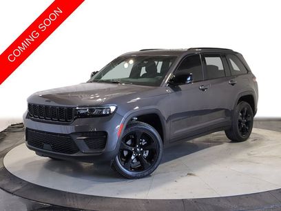 Used 2024 Jeep Grand Cherokee Altitude