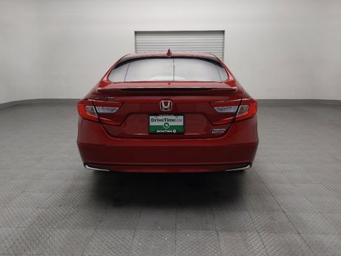 Used 2018 Honda Accord Touring image 7